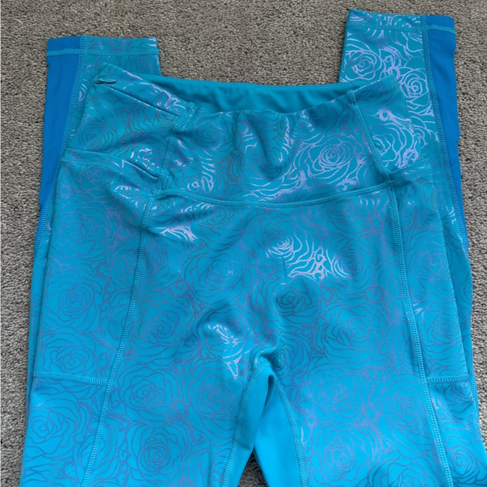 Crowned Athletics Blue Floral Women's Leggings